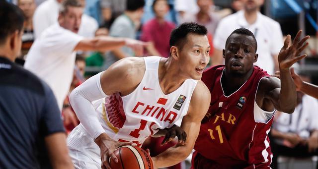 中国球员在NBA收入排行榜（中国球员在NBA赚钱如何？排名和趋势解析）