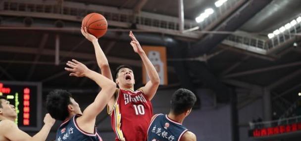 2018NBA合同排行榜（解析顶薪球员和新晋球星的收入差距，揭秘背后的商业价值）