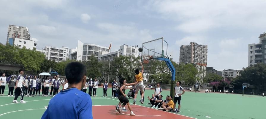 以篮球防守快攻进攻体系的关系（探讨防守和快攻在篮球中的相互关系）