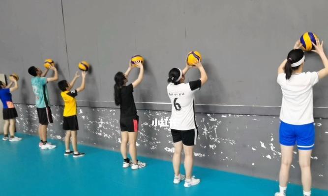 掌握排球四人围圈传球的技巧（挑战团队合作的极限，提高排球传球水平）