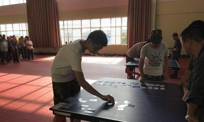 提升发球技巧，乒乓球60秒独门绝技（打破限制，发球速度与准确度并重）