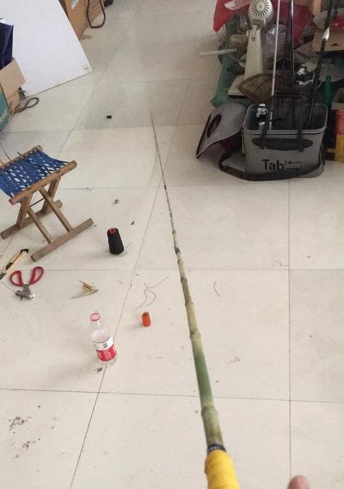 竹子手工制作路亚钓鱼竿，鱼乐无穷（竹子制作路亚钓鱼竿的制作过程和优势）