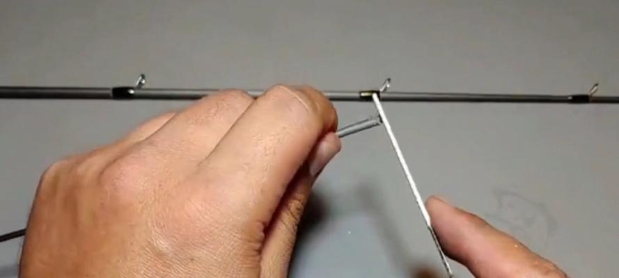 路亚竿握把断裂对钓鱼的影响（解析路亚竿握把断裂对钓鱼技巧和体验的影响及应对方法）