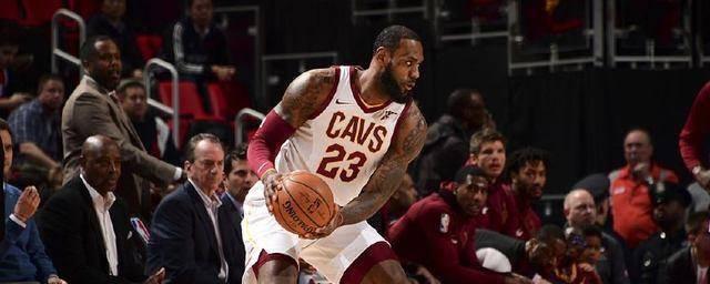 内线站位（掌握正确内线站位，让你成为篮球防守的利器）