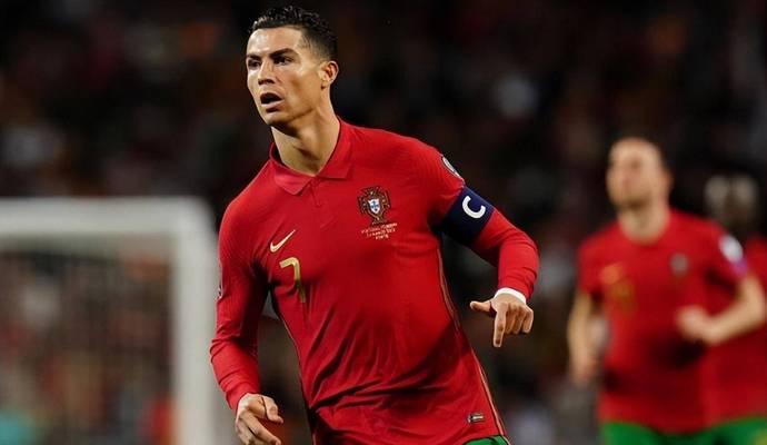 C罗经典进球（C罗致敬传奇）