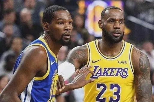 NBA场均生涯得分排行榜（揭秘历代NBA球星场均得分排行榜，瞩目现役球员的前景）