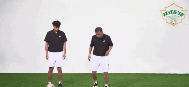 实战足球操作技巧口诀（15个关键技巧让你在比赛中脱颖而出）