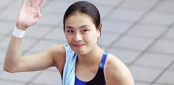 初学游泳（游泳转弯的关键要点和训练方法）