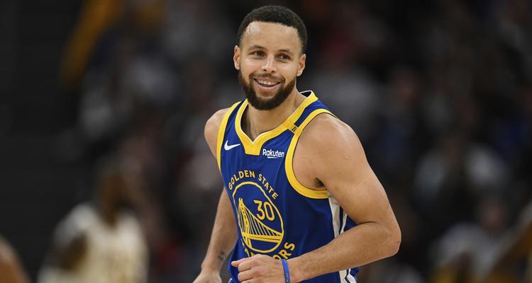 NBA排行榜（探寻NBA排名前十背后的实力与魅力）
